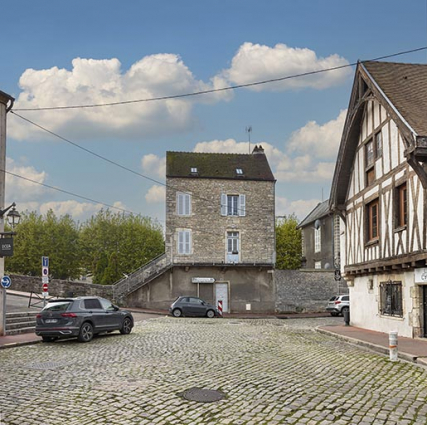 Vue depuis la rue Victor Millot. © Région Bourgogne-Franche-Comté, Inventaire du patrimoine Vue depuis la rue Victor Millot. © Région Bourgogne-Franche-Comté, Inventaire du patrimoine