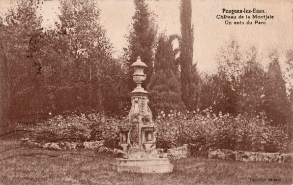 Vase sur un piédestal (non localisé). © Région Bourgogne-Franche-Comté, Inventaire du patrimoine Vase sur un piédestal (non localisé). © Région Bourgogne-Franche-Comté, Inventaire du patrimoine