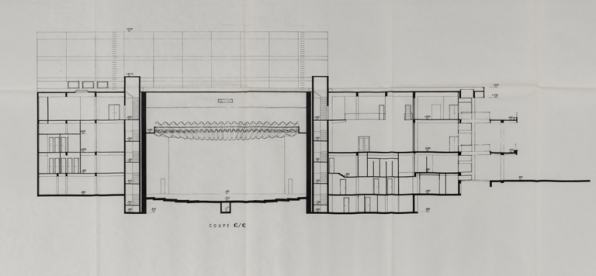 Nevers Centre municipal. Maison de la culture. 11. Plan d’exécution. Coupe transversale sur la salle C/C. Octobre 1964. © Région Bourgogne-Franche-Comté, Inventaire du patrimoine Nevers Centre municipal. Maison de la culture. 11. Plan d’exécution. Coupe transversale sur la salle C/C. Octobre 1964. © Région Bourgogne-Franche-Comté, Inventaire du patrimoine