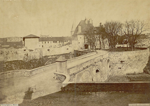 Le château des gendarmes. S.d. © Archives départementales de la Côte-d'Or, Dijon