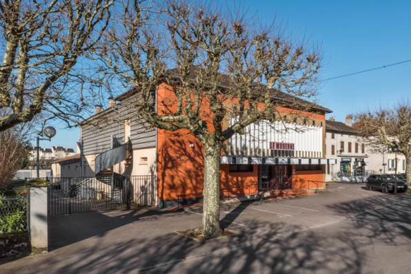 Vue d'ensemble, depuis l'avenue au sud-est. © Région Bourgogne-Franche-Comté, Inventaire du patrimoine