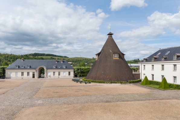 Vue d'ensemble, depuis le sud. © Région Bourgogne-Franche-Comté, Inventaire du patrimoine