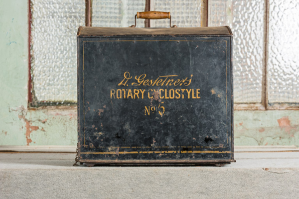 Vue d'ensemble, couvercle en place. © Région Bourgogne-Franche-Comté, Inventaire du patrimoine