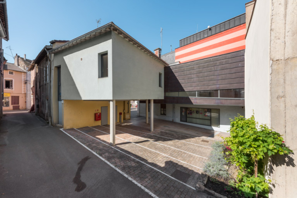 Loges d'acteur et galerie (à l'est). © Région Bourgogne-Franche-Comté, Inventaire du patrimoine