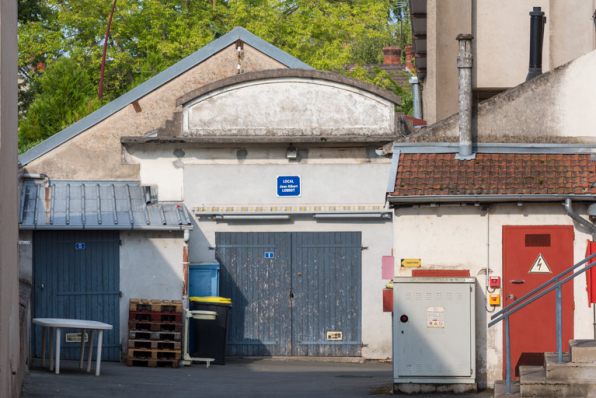 Garage en fond de cour, au nord-est. © Région Bourgogne-Franche-Comté, Inventaire du patrimoine