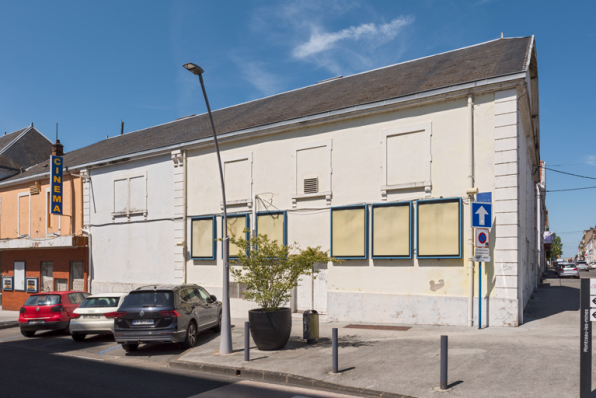 Cinéma : façade antérieure, de trois quarts droite. © Région Bourgogne-Franche-Comté, Inventaire du patrimoine