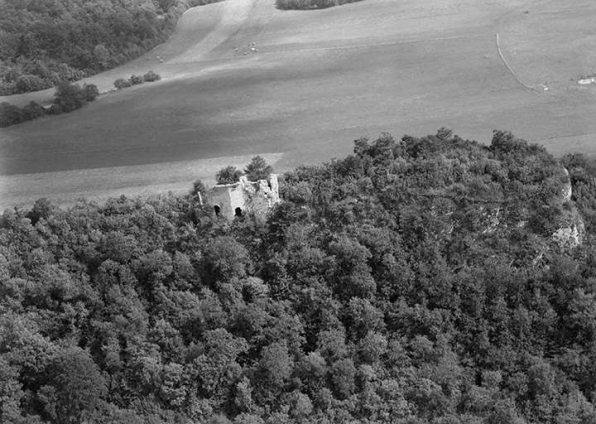 Vue aérienne en 1956. © Région Bourgogne-Franche-Comté, Inventaire du patrimoine