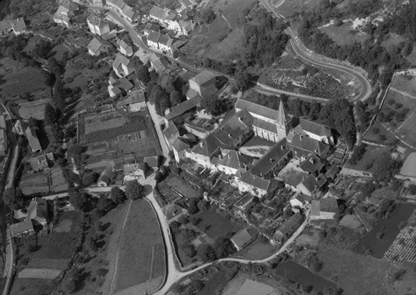 Vue aérienne en 1956. © Région Bourgogne-Franche-Comté, Inventaire du patrimoine