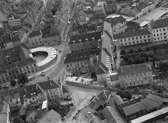 Vue aérienne en 1956. © Région Bourgogne-Franche-Comté, Inventaire du patrimoine