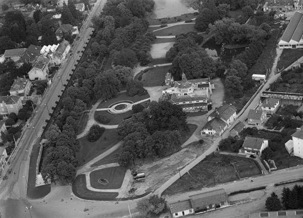 Vue aérienne en 1958. © Région Bourgogne-Franche-Comté, Inventaire du patrimoine