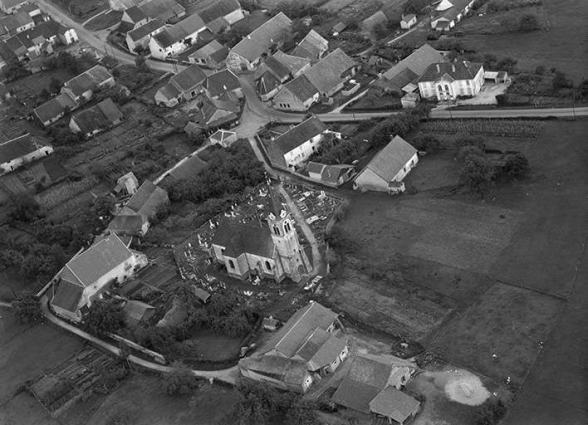 Vue aérienne en 1956. © Région Bourgogne-Franche-Comté, Inventaire du patrimoine