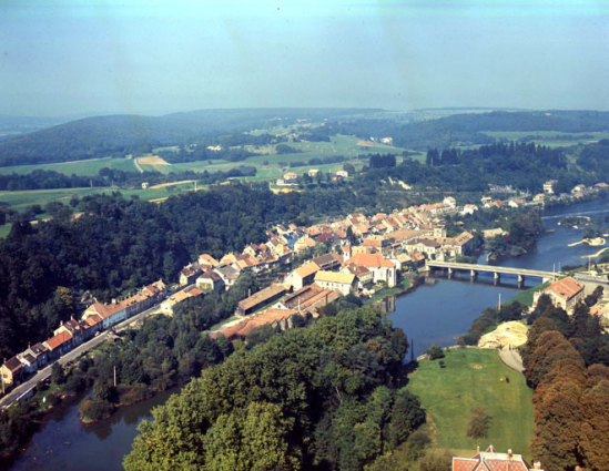 Vue aérienne en 1965. © Région Bourgogne-Franche-Comté, Inventaire du patrimoine