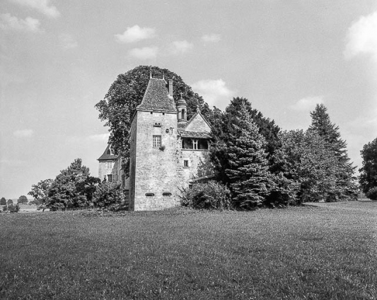 Vue de la tour. © Région Bourgogne-Franche-Comté, Inventaire du patrimoine