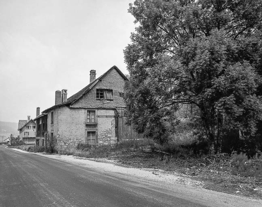 Façade latérale droite. © Région Bourgogne-Franche-Comté, Inventaire du patrimoine