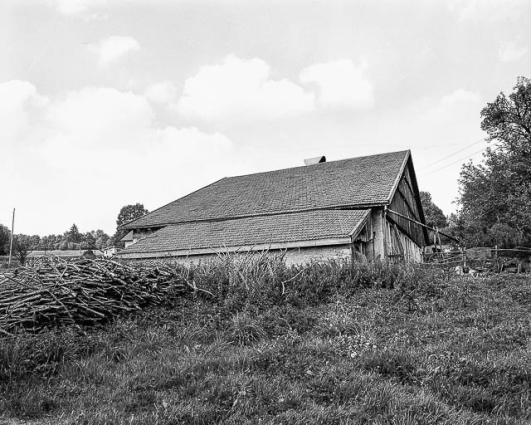 Façades antérieure et latérale gauche. © Région Bourgogne-Franche-Comté, Inventaire du patrimoine