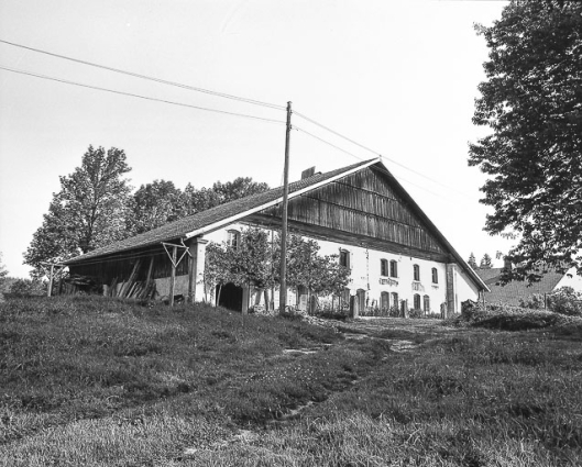 Façades antérieure et latérale gauche. © Région Bourgogne-Franche-Comté, Inventaire du patrimoine