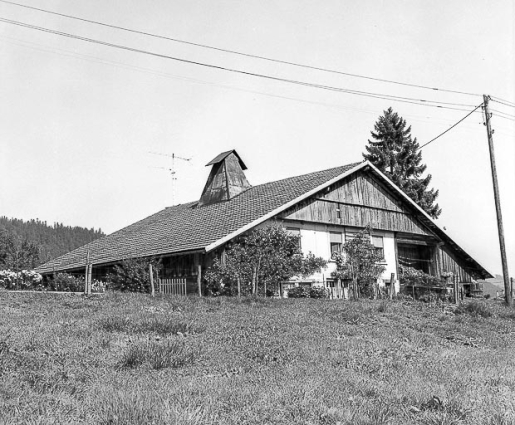Façades antérieure et latérale gauche. © Région Bourgogne-Franche-Comté, Inventaire du patrimoine
