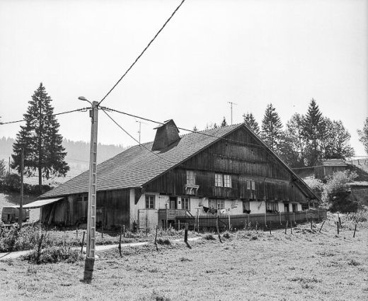 Façades antérieure et latérale gauche. © Région Bourgogne-Franche-Comté, Inventaire du patrimoine