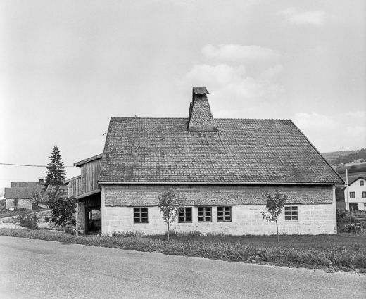 Façade latérale gauche. © Région Bourgogne-Franche-Comté, Inventaire du patrimoine