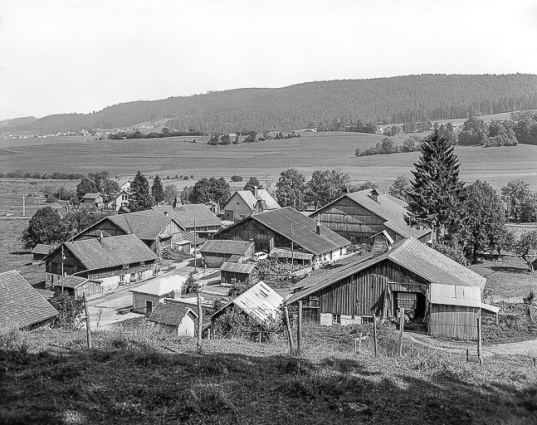 Vue d'ensemble, depuis l'ouest. © Région Bourgogne-Franche-Comté, Inventaire du patrimoine