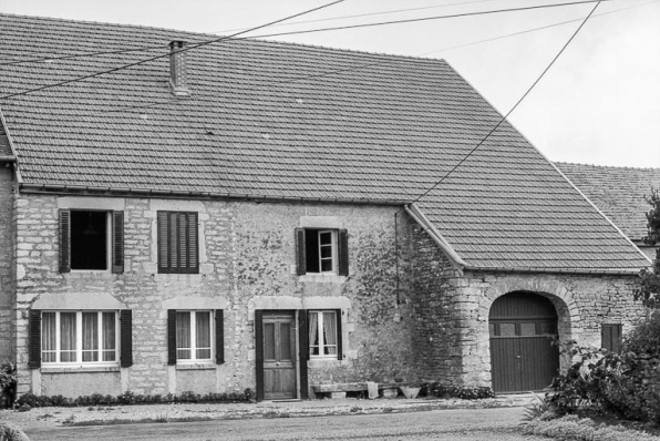 Ferme cadastrée B2 167 : façade antérieure. © Région Bourgogne-Franche-Comté, Inventaire du patrimoine