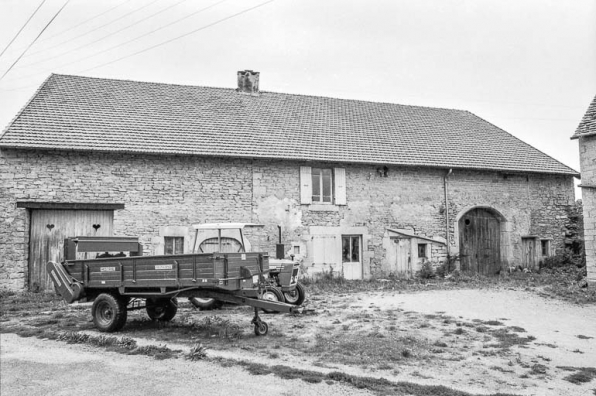 Ferme cadastrée 1951 E1 268 : façade antérieure. © Région Bourgogne-Franche-Comté, Inventaire du patrimoine