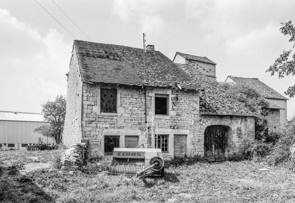 Ferme cadastrée 1951 E1 150 : vue d'ensemble. © Région Bourgogne-Franche-Comté, Inventaire du patrimoine