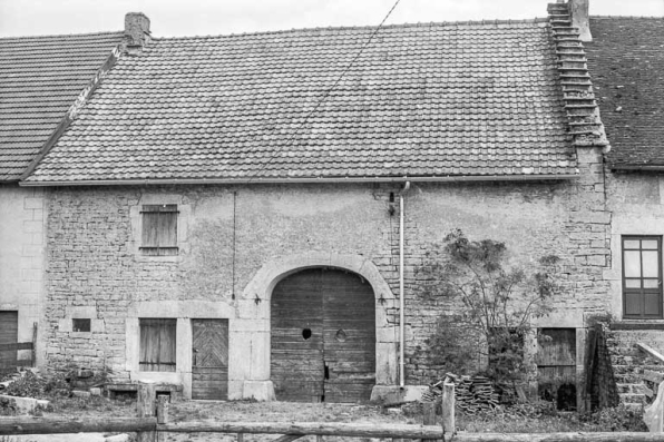 Façade antérieure : vue rapprochée. © Région Bourgogne-Franche-Comté, Inventaire du patrimoine