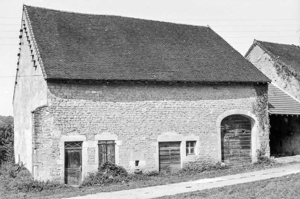 Ferme cadastrée ZK 35 : façade antérieure. © Région Bourgogne-Franche-Comté, Inventaire du patrimoine