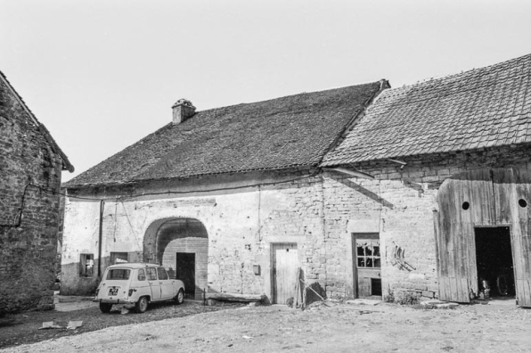 Ferme cadastrée ZK 40 : façade postérieure. © Région Bourgogne-Franche-Comté, Inventaire du patrimoine