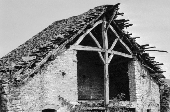 Ferme cadastrée B3 256 : toiture. © Région Bourgogne-Franche-Comté, Inventaire du patrimoine