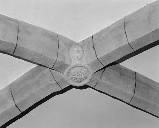 Intérieur : chef de voûte. © Région Bourgogne-Franche-Comté, Inventaire du patrimoine