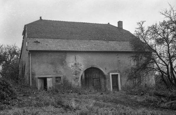 Face antérieure. © Région Bourgogne-Franche-Comté, Inventaire du patrimoine Face antérieure. © Région Bourgogne-Franche-Comté, Inventaire du patrimoine