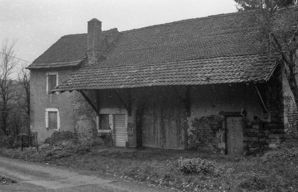 Face antérieure. © Région Bourgogne-Franche-Comté, Inventaire du patrimoine Face antérieure. © Région Bourgogne-Franche-Comté, Inventaire du patrimoine