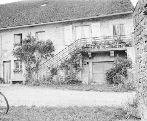 Façade antérieure. © Région Bourgogne-Franche-Comté, Inventaire du patrimoine Façade antérieure. © Région Bourgogne-Franche-Comté, Inventaire du patrimoine