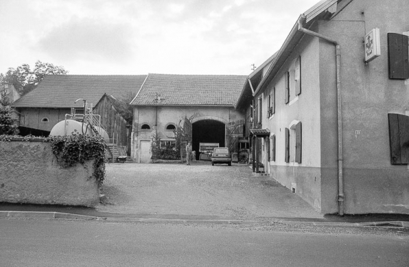 Détail : façades sur cour. © Région Bourgogne-Franche-Comté, Inventaire du patrimoine