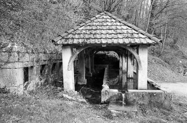 Vue de profil. © Région Bourgogne-Franche-Comté, Inventaire du patrimoine