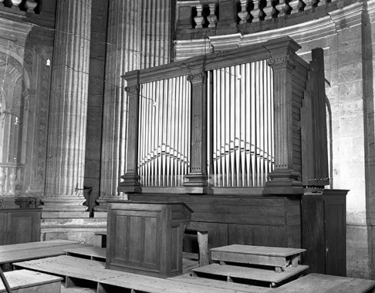 Vue générale de trois quarts droit. © Région Bourgogne-Franche-Comté, Inventaire du patrimoine