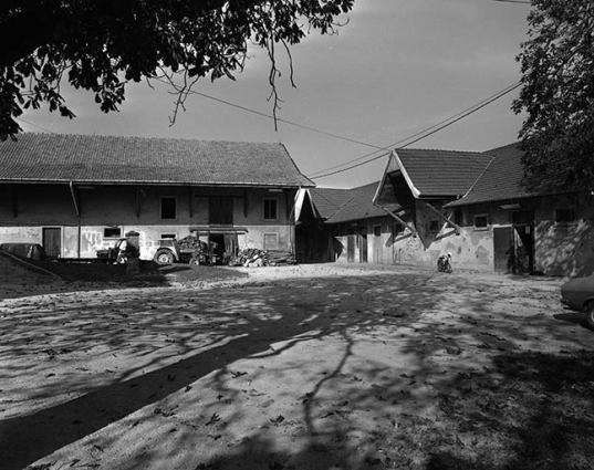 Les parties agricoles, vues de trois quarts gauche. © Région Bourgogne-Franche-Comté, Inventaire du patrimoine