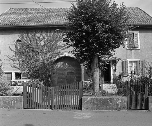 Vue d'ensemble depuis la rue. © Région Bourgogne-Franche-Comté, Inventaire du patrimoine