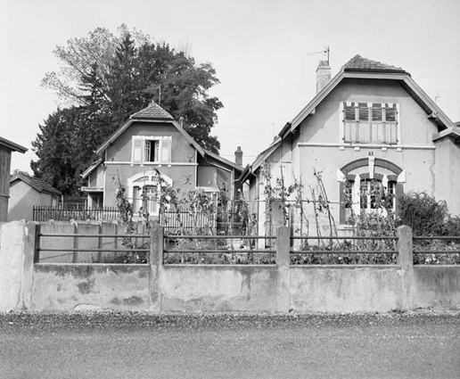 Vue d'ensemble depuis la rue. © Région Bourgogne-Franche-Comté, Inventaire du patrimoine