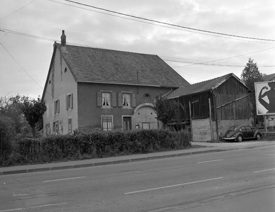 Façade antérieure et élévation du logis. © Région Bourgogne-Franche-Comté, Inventaire du patrimoine