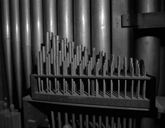 Tuyauterie vue de trois quarts droit. © Région Bourgogne-Franche-Comté, Inventaire du patrimoine