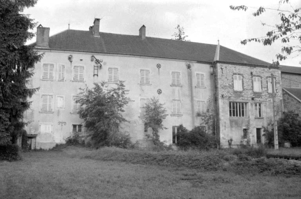 Salle des machines, bureau et logement patronal (C). © Région Bourgogne-Franche-Comté, Inventaire du patrimoine
