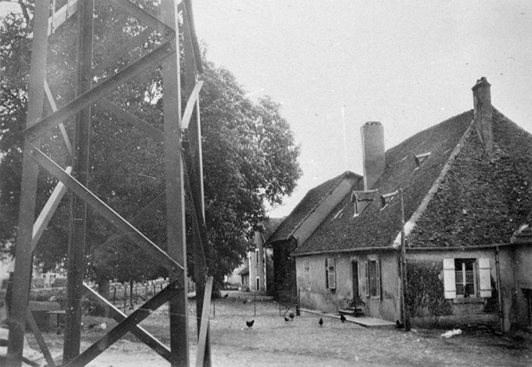 Moulin. Façade côté canal du Rhône au Rhin depuis le nord. © Région Bourgogne-Franche-Comté, Inventaire du patrimoine