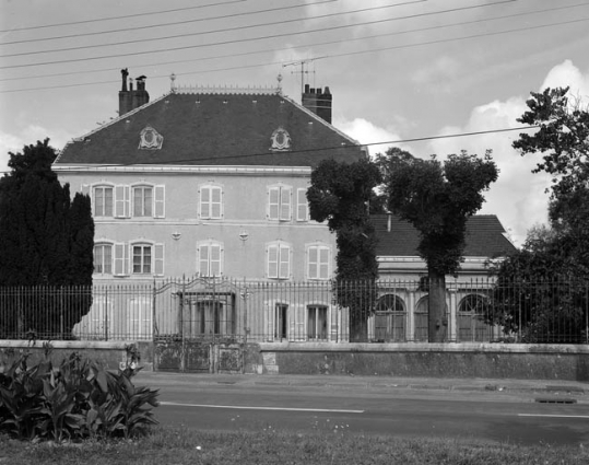 Façade antérieure. © Région Bourgogne-Franche-Comté, Inventaire du patrimoine