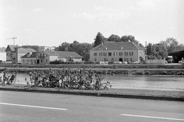 Vue d'ensemble depuis le quai Villeneuve. © Région Bourgogne-Franche-Comté, Inventaire du patrimoine