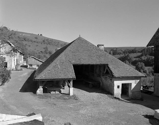 Vue d'ensemble, de face : vue rapprochée. © Région Bourgogne-Franche-Comté, Inventaire du patrimoine