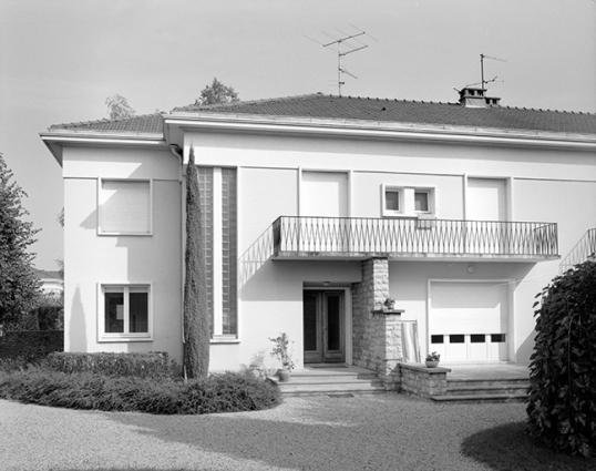 Maison d'ingénieurs de type 5E, 5 rue Rouget de Lisle-22 avenue Albert 1er, façade du 5 rue Rouget de Lisle. © Région Bourgogne-Franche-Comté, Inventaire du patrimoine