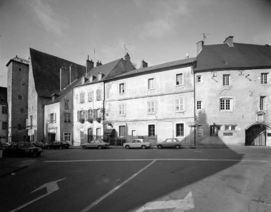 Vue d'ensemble des façades antérieures constituant l'ancien hôtel Gauthiot d'Ancier. © Région Bourgogne-Franche-Comté, Inventaire du patrimoine